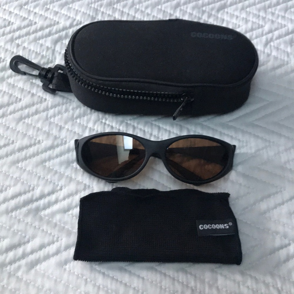 Cocoons glasses